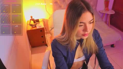 nathaly sky online show from 11/26/25, 10:49