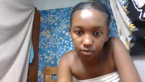 Snapshot of nathalia069 chatting on 05/22/26, 03:24 nathalia069 online show from 05/22/26, 03:24
