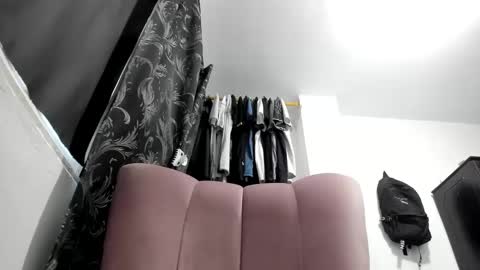 Snapshot of nathalia_hottman chatting on 10/03/25, 04:37     NATHALIA online show from 10/03/25, 04:37