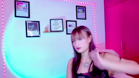 Snapshot of nathalia_ramirez_ chatting on 06/21/26, 01:08 Nathalia Ramirez online show from 06/21/26, 01:08