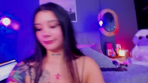 Snapshot of nathalia_stone_ chatting on 07/31/26, 07:19 nathalia stone online show from 07/31/26, 07:19