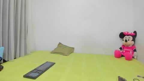 Snapshot of nathaliasmiith chatting on 03/25/26, 03:23 Nathalia online show from 03/25/26, 03:23