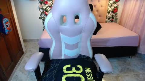 Snapshot of nathaliasweet_1_ chatting on 01/11/25, 06:01 nathaliasweet_1_ online show from 01/11/25, 06:01