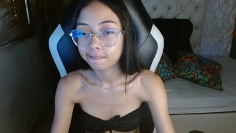 Snapshot of nathaliasweet_1_ chatting on 09/25/25, 01:59 nathaliasweet_1_ online show from 09/25/25, 01:59