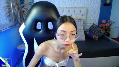 Snapshot of nathaliasweet_1_ chatting on 02/09/26, 01:59 nathaliasweet_1_ online show from 02/09/26, 01:59