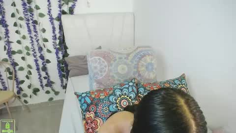 Snapshot of nathaliasweet_1_ chatting on 05/11/26, 04:04 nathaliasweet_1_ online show from 05/11/26, 04:04