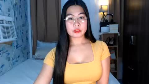 Queen Marga online show from 07/14/26, 12:57