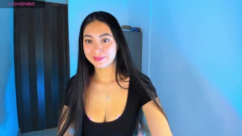 Nathalie online show from 04/04/26, 04:04