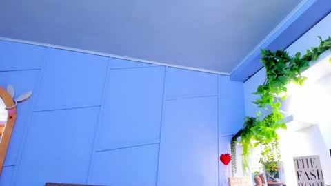 nathalie rossel online show from 10/27/25, 07:07