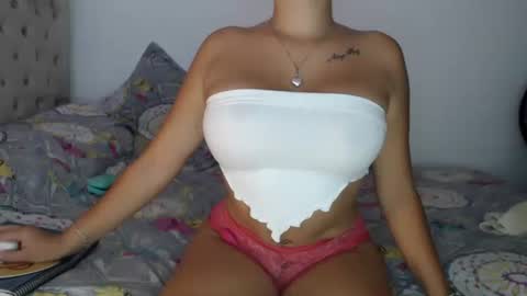 Natalia online show from 04/09/26, 01:49
