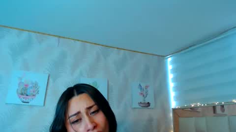 Snapshot of nathalierose_1 chatting on 05/31/26, 07:48 Nathalie Rose online show from 05/31/26, 07:48