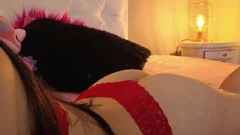 Snapshot of nathaly_blue chatting on 01/23/25, 10:11 nathaly_blue online show from 01/23/25, 10:11