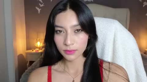 Snapshot of nathaly_blue chatting on 02/05/25, 10:01 nathaly_blue online show from 02/05/25, 10:01