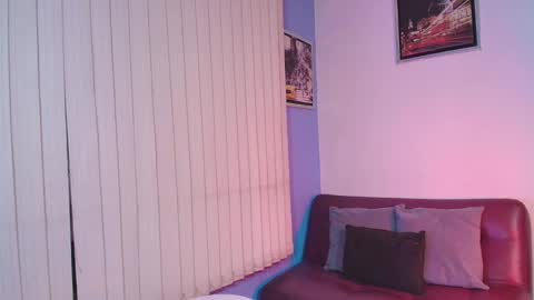 Snapshot of nathaly_evans18 chatting on 03/18/26, 03:42 nathaly_evans18 online show from 03/18/26, 03:42