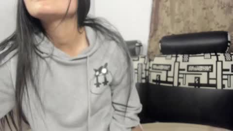 Snapshot of nathaly_love96 chatting on 04/23/26, 11:29 Nathaly online show from 04/23/26, 11:29