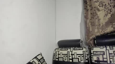 Snapshot of nathaly_love96 chatting on 06/06/26, 11:53 Nathaly online show from 06/06/26, 11:53