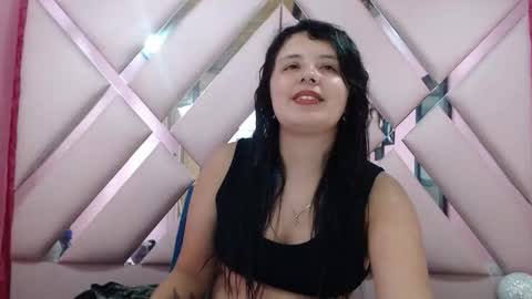 nathaly low online show from 11/26/25, 03:07