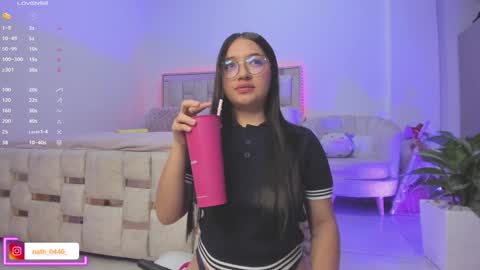    online show from 02/09/25, 03:32