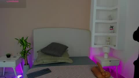 Snapshot of nathalyn05 chatting on 05/26/26, 10:55 NATHALY online show from 05/26/26, 10:55