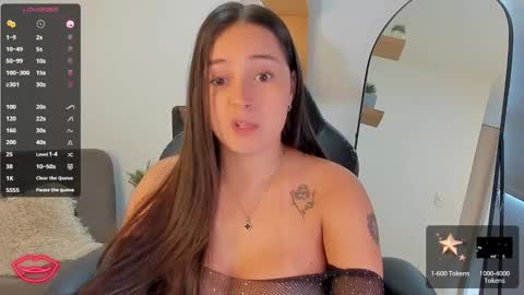 nathalyxx_ online show from 01/21/25, 02:26