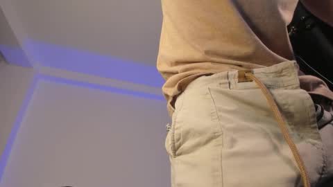 Snapshot of nathan_blake_ chatting on 02/10/26, 06:12 Nathan online show from 02/10/26, 06:12