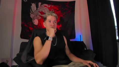 Snapshot of nathan_blake_ chatting on 03/23/26, 01:04 Nathan online show from 03/23/26, 01:04