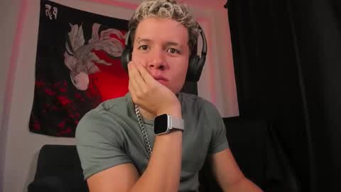 Snapshot of nathan_blake_ chatting on 03/25/26, 05:19 Nathan online show from 03/25/26, 05:19