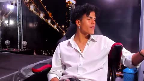 nathan_carson1 online show from 12/05/24, 03:17