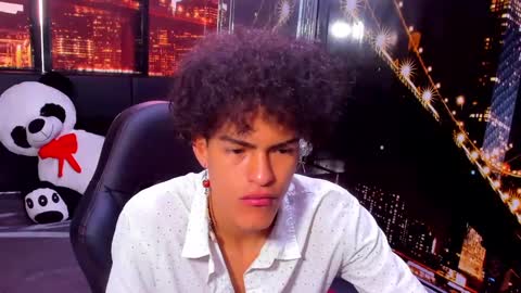 nathan_carson1 online show from 12/10/24, 11:54