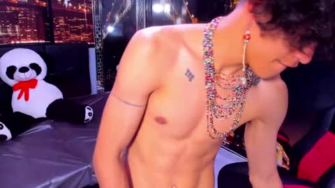 nathan_carson1 online show from 12/10/24, 04:38