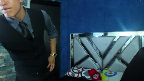 nathan_carson1 online show from 01/10/25, 05:58