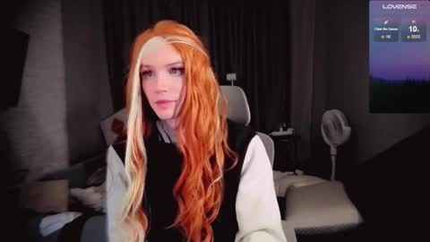 Snapshot of nathan_lucas chatting on 11/10/25, 01:15 This name is so sexy you cant pronounce it. online show from 11/10/25, 01:15