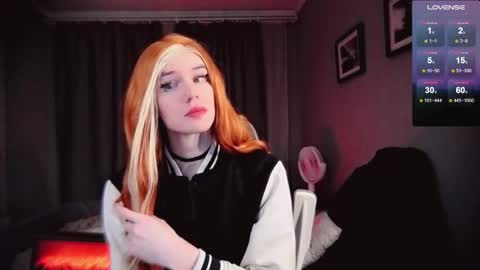 Snapshot of nathan_lucas chatting on 11/28/25, 12:35 This name is so sexy you cant pronounce it. online show from 11/28/25, 12:35