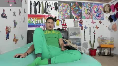 Snapshot of nathan_sanchez chatting on 09/21/25, 01:18 Nathan online show from 09/21/25, 01:18