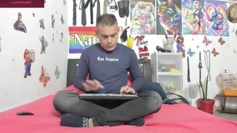 Snapshot of nathan_sanchez chatting on 10/19/25, 09:10 Nathan online show from 10/19/25, 09:10