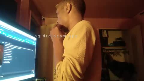 Snapshot of nathanbutler0 chatting on 10/19/25, 11:05 nathanbutler0 online show from 10/19/25, 11:05