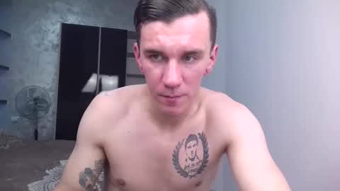 nathann92 online show from 12/22/25, 09:45