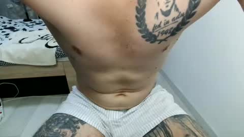 Snapshot of nathann92 chatting on 06/26/26, 04:00 nathann92 online show from 06/26/26, 04:00