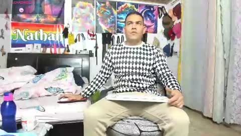 Snapshot of nathannathaniel chatting on 06/28/26, 05:35 nathan nathaniel online show from 06/28/26, 05:35
