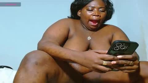 Snapshot of nathasha_miller2 chatting on 12/05/24, 07:05 nathasha online show from 12/05/24, 07:05