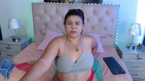 nathy_voyeur online show from 01/08/25, 04:44