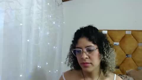 Snapshot of nathy_voyeur chatting on 03/17/26, 05:55 nathy_voyeur online show from 03/17/26, 05:55