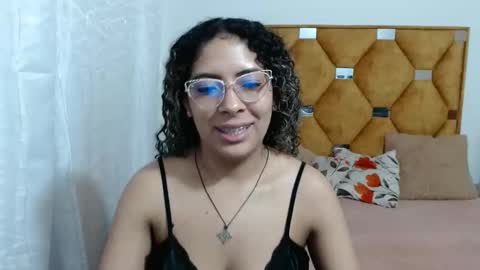 Snapshot of nathy_voyeur chatting on 03/22/26, 01:53 nathy_voyeur online show from 03/22/26, 01:53