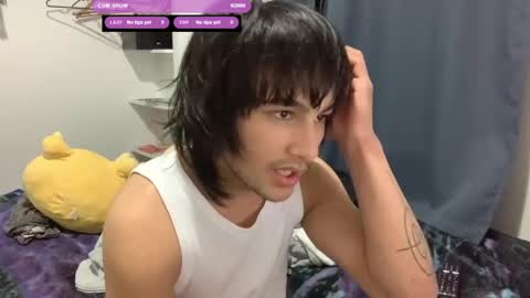 Snapshot of native_boy2 chatting on 09/12/25, 10:04 native_boy2 online show from 09/12/25, 10:04