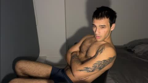 Snapshot of native_boy2 chatting on 04/05/26, 02:14 native_boy2 online show from 04/05/26, 02:14