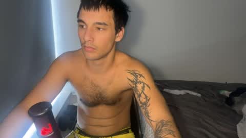 Snapshot of native_boy2 chatting on 04/21/26, 02:37 native_boy2 online show from 04/21/26, 02:37