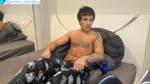 Snapshot of native_boy2 chatting on 06/13/26, 08:29 native_boy2 online show from 06/13/26, 08:29