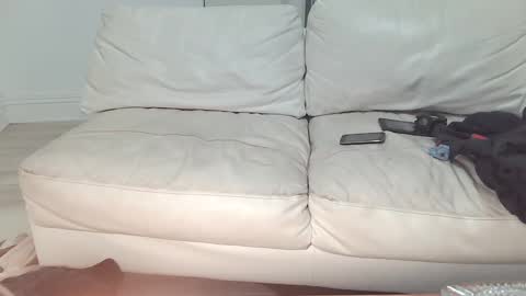 Snapshot of natou3x chatting on 09/19/25, 01:01 natou3x online show from 09/19/25, 01:01