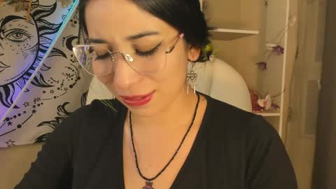 Snapshot of natsuki_09 chatting on 04/15/26, 01:34 Nat online show from 04/15/26, 01:34