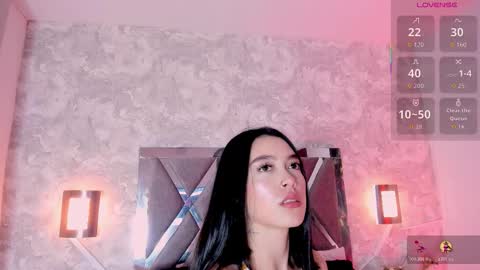 Snapshot of natt_collins chatting on 12/04/25, 03:27 Natalia online show from 12/04/25, 03:27